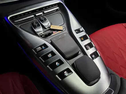 Mercedes-Benz AMG GT 2022 года за 45 000 000 тг. в Алматы – фото 16