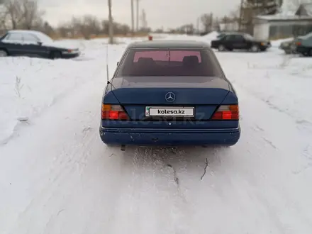 Mercedes-Benz E 200 1991 года за 1 200 000 тг. в Павлодар – фото 5