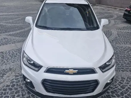 Chevrolet Captiva 2018 года за 10 800 000 тг. в Алматы – фото 11