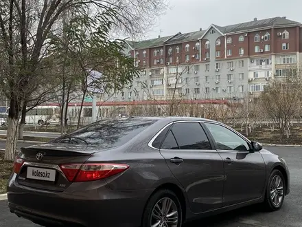 Toyota Camry 2016 года за 9 000 000 тг. в Атырау – фото 4