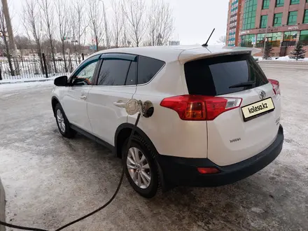 Toyota RAV4 2013 года за 12 000 000 тг. в Актобе – фото 5