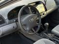 Toyota Camry 2003 года за 4 300 000 тг. в Уральск – фото 8