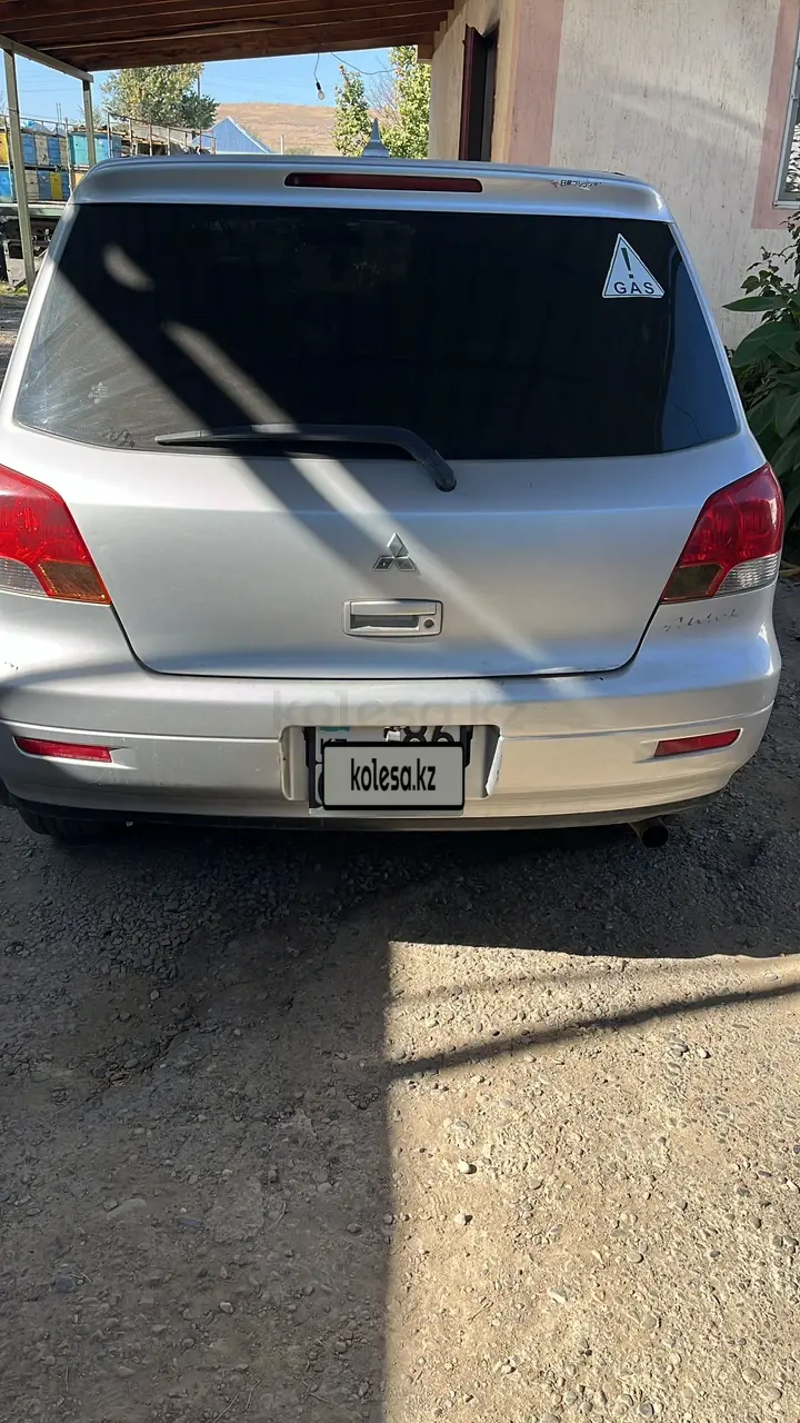 Mitsubishi Outlander, 2002