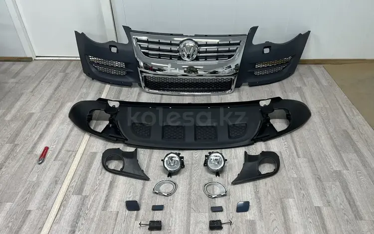Бампер передний Volkswagen Touareg за 1 000 тг. в Астана