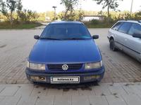 Volkswagen Passat 1994 годаfor950 000 тг. в Астана