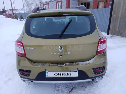 Renault Sandero Stepway 2015 года за 3 800 000 тг. в Петропавловск – фото 4