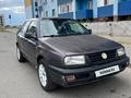 Volkswagen Vento 1993 годаfor1 000 000 тг. в Семей – фото 3