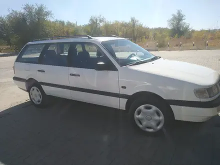 Volkswagen Passat 1994 года за 1 900 000 тг. в Уральск – фото 4