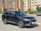 Mitsubishi Outlander 2015 годаfor8 000 000 тг. в Алматы – фото 2