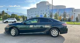 Toyota Camry 2018 года за 10 000 000 тг. в Алматы – фото 4