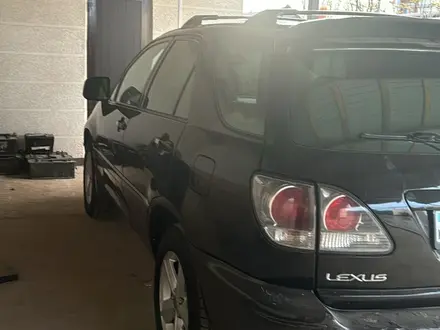 Lexus RX 300 2001 года за 5 500 000 тг. в Тараз – фото 4