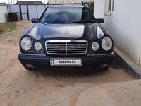 Mercedes-Benz E 230 1997 годаfor2 200 000 тг. в Атырау