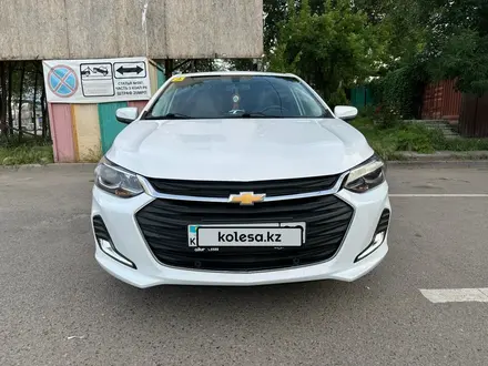 Chevrolet Onix 2023 года за 6 300 000 тг. в Алматы – фото 3