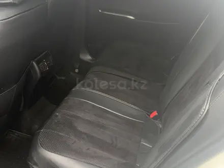 Toyota Camry 2016 года за 11 500 000 тг. в Алматы – фото 17