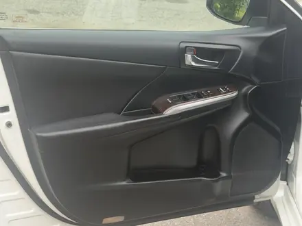 Toyota Camry 2016 года за 11 500 000 тг. в Алматы – фото 18
