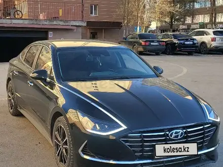 Hyundai Sonata 2020 годаүшін10 900 000 тг. в Астана – фото 3