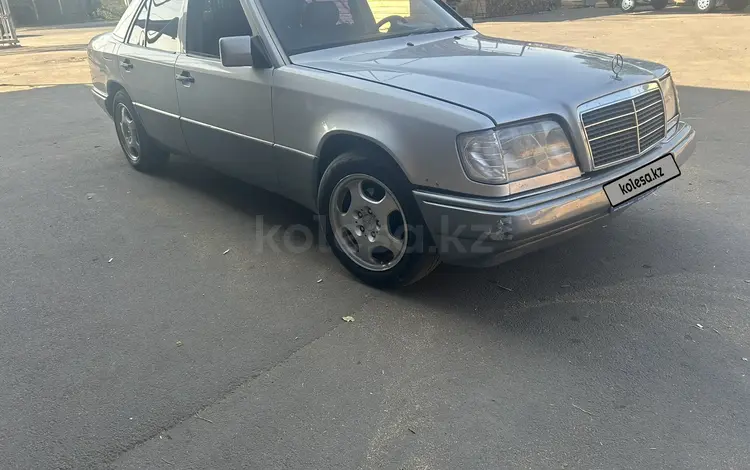 Mercedes-Benz E 280 1993 годаүшін2 850 000 тг. в Алматы