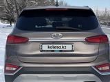 Hyundai Santa Fe 2019 года за 11 900 000 тг. в Алматы – фото 2