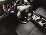 Chevrolet Onix 2023 года за 5 273 000 тг. в Караганда – фото 5