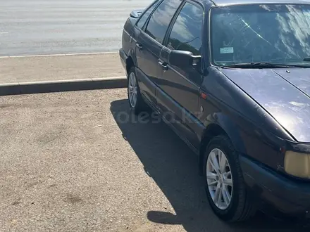 Volkswagen Passat 1991 года за 1 000 000 тг. в Уральск – фото 4