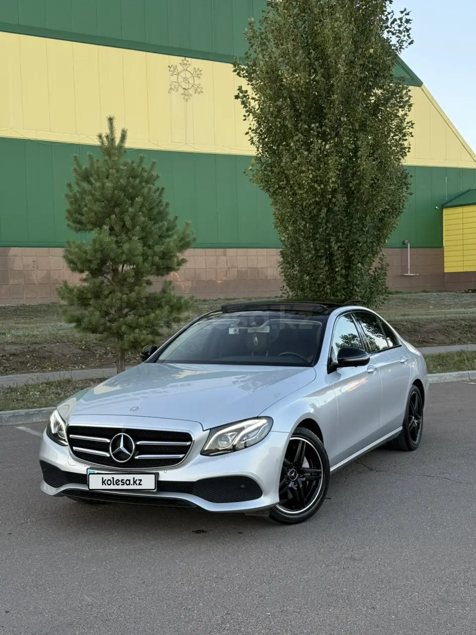 Mercedes-Benz E-Class, 2016