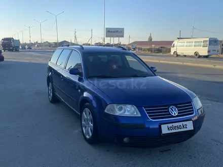 Volkswagen Passat 2003 года за 2 800 000 тг. в Атырау – фото 2