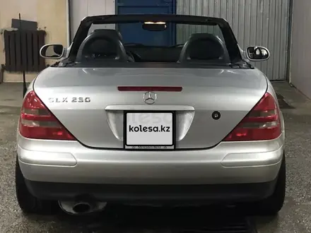 Mercedes-Benz SLK 230 1999 годаүшін4 000 000 тг. в Атырау – фото 4