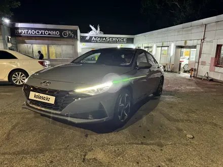 Hyundai Elantra 2023 года за 12 900 000 тг. в Алматы – фото 27