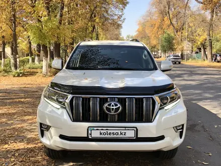 Toyota Land Cruiser Prado 2019 года за 27 100 000 тг. в Алматы – фото 2