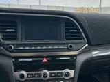 Hyundai Elantra 2020 года за 7 500 000 тг. в Кульсары – фото 2