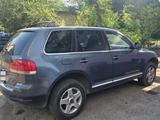 Volkswagen Touareg 2004 года за 3 200 000 тг. в Усть-Каменогорск