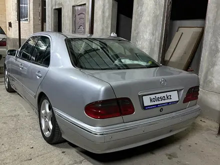 Mercedes-Benz E 240 2001 года за 4 300 000 тг. в Шымкент – фото 5