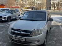 ВАЗ (Lada) Granta 2190 2013 годаүшін2 100 000 тг. в Семей