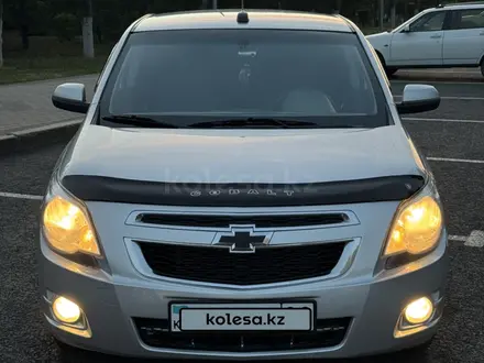 Chevrolet Cobalt 2022 года за 4 390 000 тг. в Караганда – фото 2