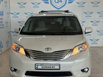 Toyota Sienna 2015 года за 16 000 000 тг. в Алматы – фото 2