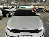 Kia K5 2022 года за 14 500 000 тг. в Караганда