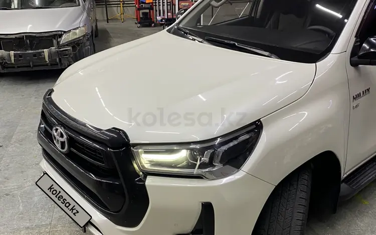 Toyota Hilux 2021 года за 22 400 000 тг. в Актау