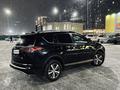 Toyota RAV4 2018 годаfor11 100 000 тг. в Астана – фото 4