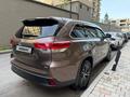 Toyota Highlander 2019 года за 17 778 784 тг. в Алматы – фото 2
