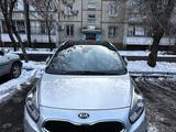 Kia Carens 2014 года за 8 000 000 тг. в Алматы – фото 4