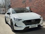 Hyundai Sonata 2022 года за 13 100 000 тг. в Астана