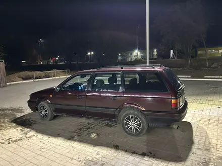 Volkswagen Passat 1992 года за 1 800 000 тг. в Уральск – фото 4