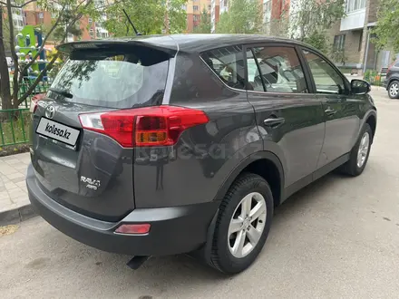 Toyota RAV4 2013 года за 9 800 000 тг. в Астана – фото 4