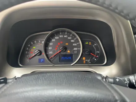 Toyota RAV4 2013 года за 9 800 000 тг. в Астана – фото 18