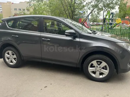 Toyota RAV4 2013 года за 9 800 000 тг. в Астана – фото 3