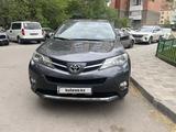Toyota RAV4 2013 года за 9 800 000 тг. в Астана – фото 2
