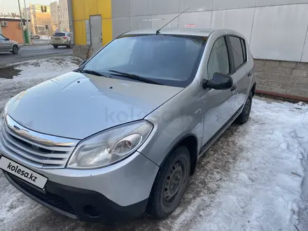 Renault Sandero 2013 года за 2 290 000 тг. в Астана