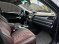 Toyota Camry 2013 года за 5 800 000 тг. в Жанаозен – фото 8