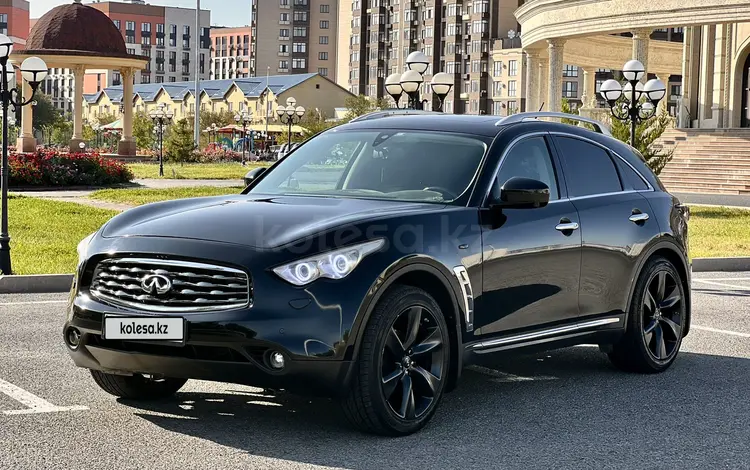 Infiniti FX35 2008 года за 9 500 000 тг. в Атырау