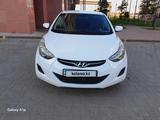 Hyundai Elantra 2012 годаfor5 800 000 тг. в Астана